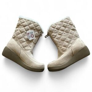 Quilted Beige Winter Boots